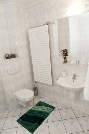 Hit Hotel, Warsaw
