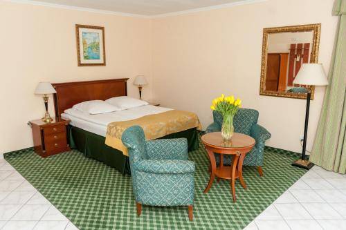 Hit Hotel, Warsaw