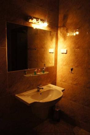 Hit Hotel, Warsaw