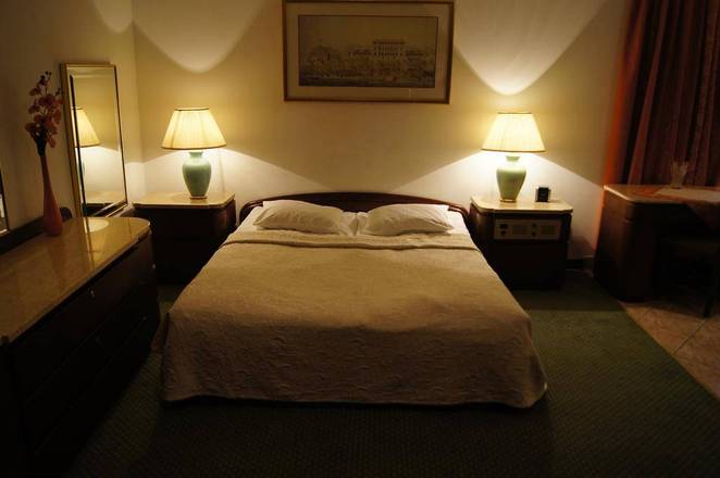 Hit Hotel, Warsaw