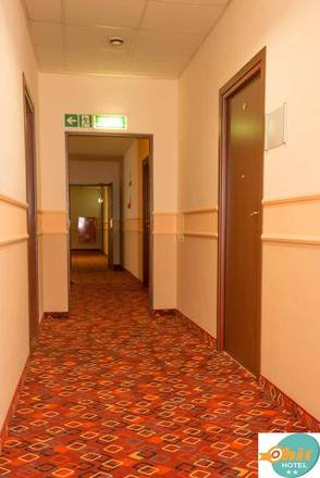 Hit Hotel, Warsaw