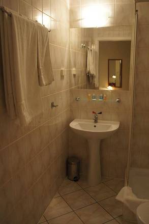 Hit Hotel, Warsaw