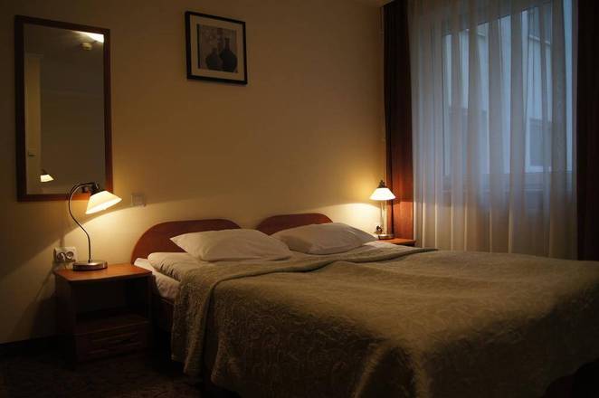 Hit Hotel, Warsaw